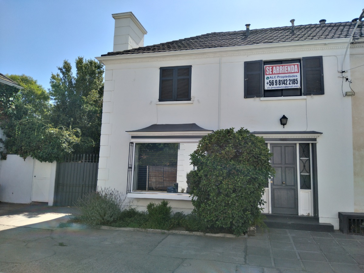 Arriendo Casa NOSP 3D en suite Walk-in cl&oacute;set 3B 2E Las Lilas - Providencia