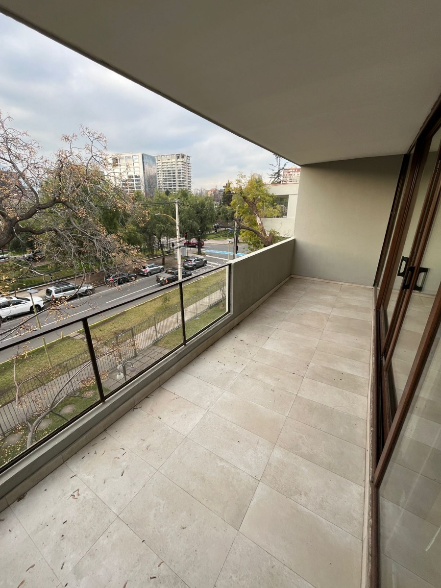 Arriendo Departamento N 4D 3B 1E 1B Barrio El Golf - Las Condes