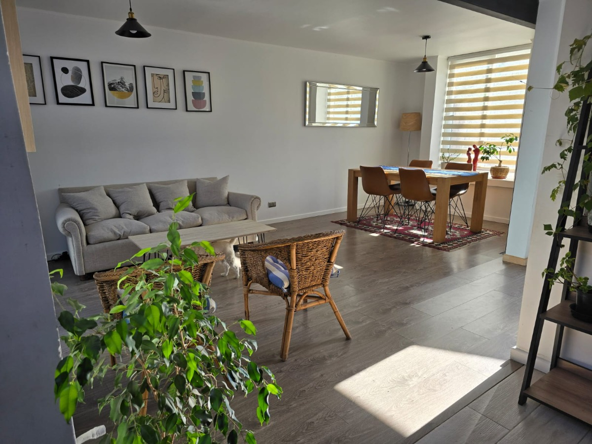 Venta Casa 3D 2B 1E 1B La Llaver&iacute;a - Vitacura