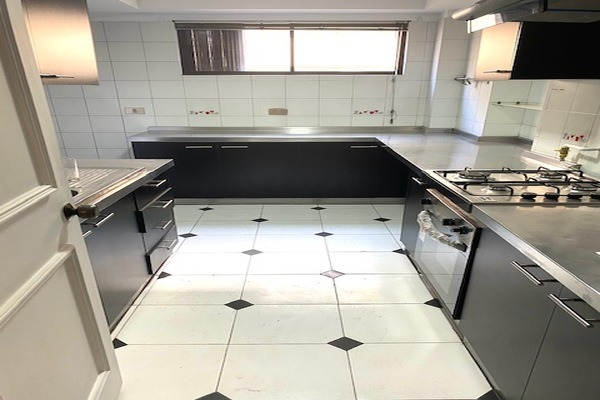 Arriendo Departamento NO 4D en suite Walk-in cl&oacute;set 3B 1E 1B Barrio El Golf - Las Condes