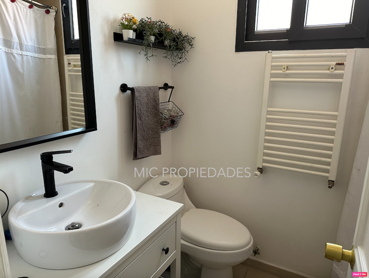 Venta Casa N 4D en suite Walk-in cl&oacute;set 2B 2E 1B La Llaver&iacute;a - Vitacura