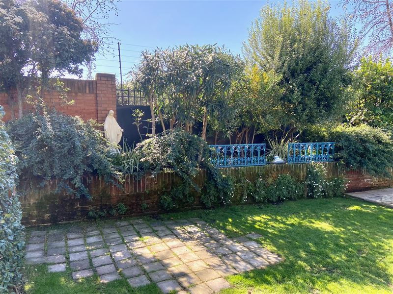 Venta Casa Norte 7D en suite Walk-in cl&oacute;set 6B 8E 2B Los Trapenses - Lo Barnechea
