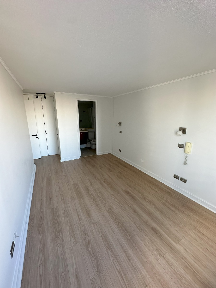 Venta Departamento O 2D en suite 2B 1E 1B Metro Escuela Militar - Las Condes