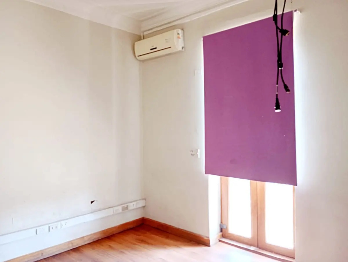 Arriendo Oficina N 4B 5E 1B Plaza Italia - Providencia