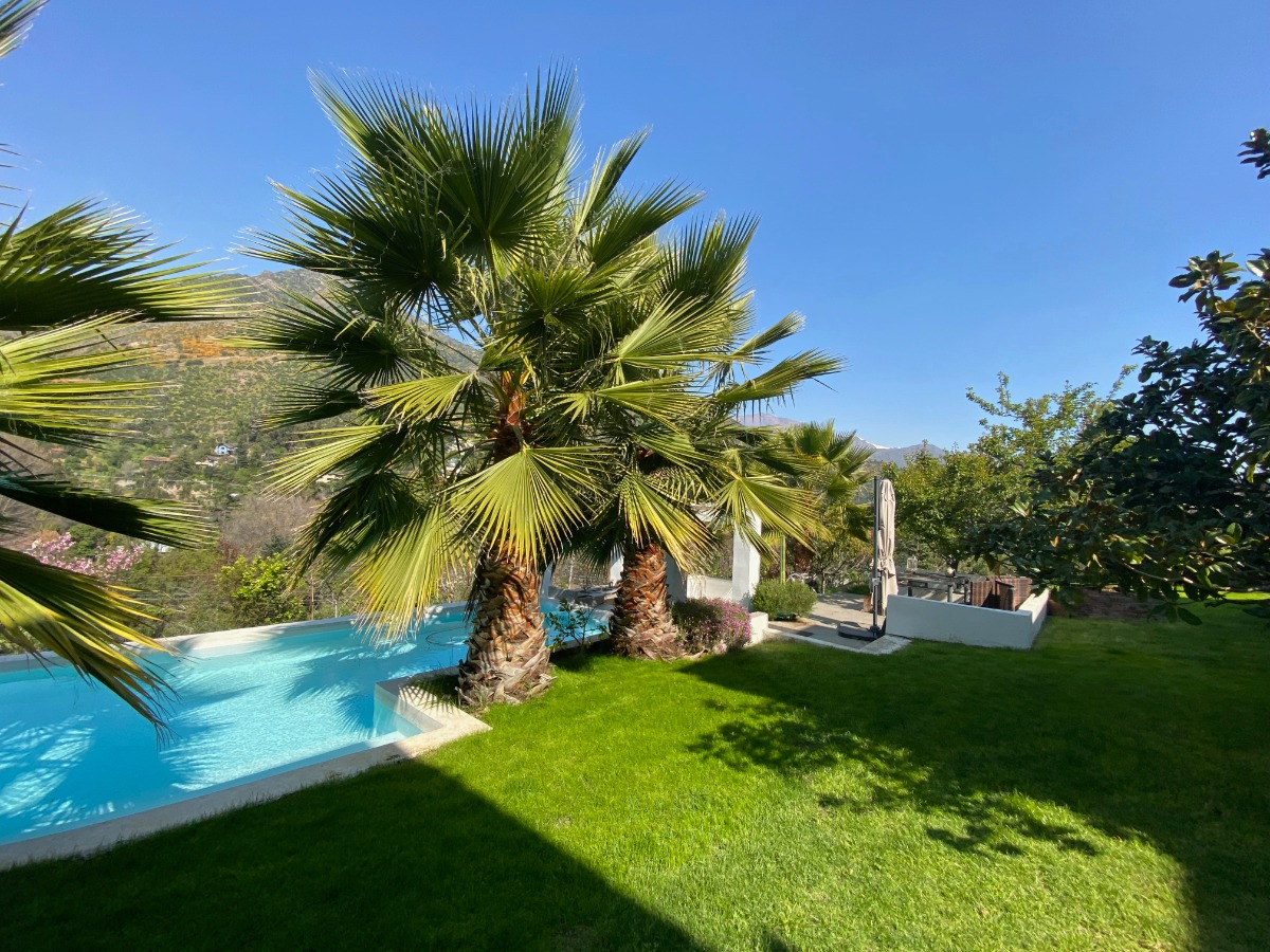 Arriendo Casa NO 5D en suite Walk-in cl&oacute;set 4B 6E 1B El Array&aacute;n - Lo Barnechea