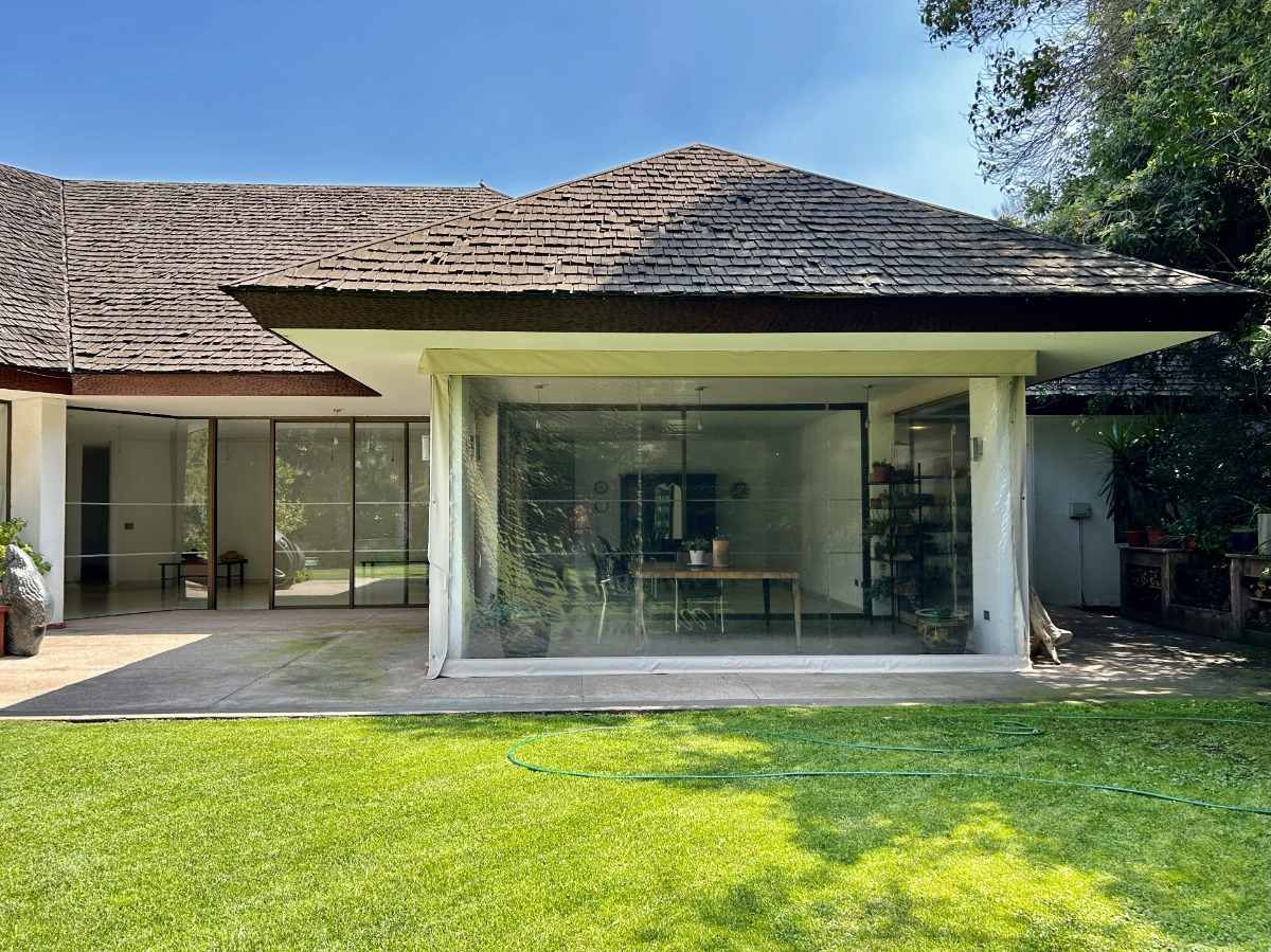 Arriendo Casa N 5D en suite Walk-in cl&oacute;set 6B 6E 2B Santa Mar&iacute;a de Manquehue - Vitacura