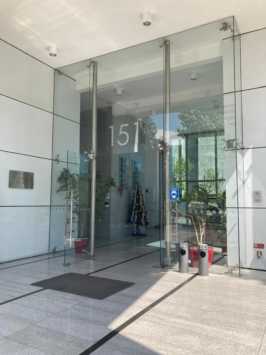 Arriendo Oficina 1B 1E Metro Manquehue - Apumanque - Las Condes