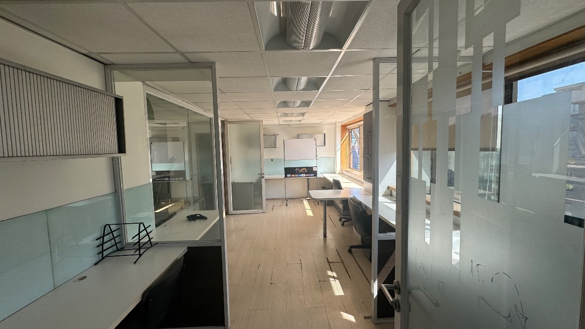Arriendo Oficina 3B 1E Centro Financiero - Las Condes