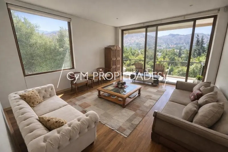 Venta Casa O 5D WI cl&oacute;set Suite 5B 2E El Huinganal - Lo Barnechea