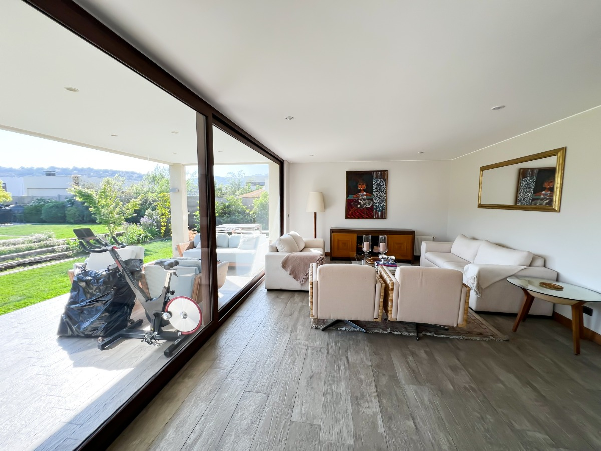 Venta Casa NP 5D en suite Walk-in cl&oacute;set 4B 3E 1B Los Trapenses - Lo Barnechea