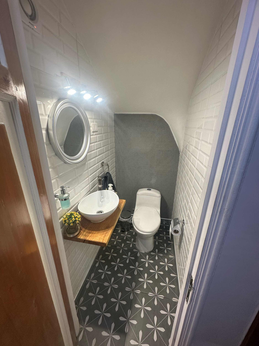 Venta Casa 4D 4B 2E Metro Bilbao - Providencia