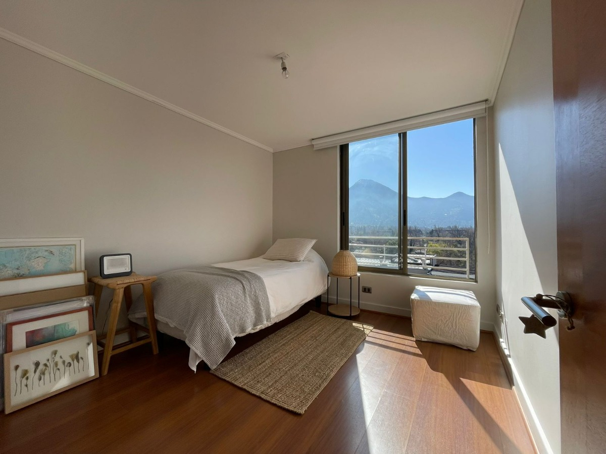 Arriendo Departamento NO 4D en suite Walk-in cl&oacute;set 3B 2E 1B Borde R&iacute;o - Casa Piedra - Vitacura