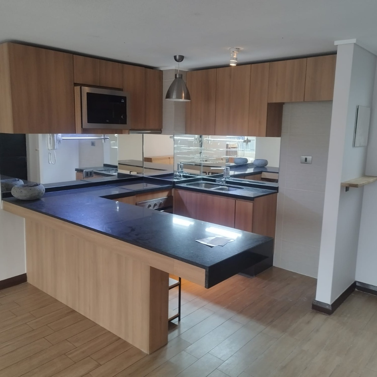 Arriendo Departamento NO 1D en suite Walk-in cl&oacute;set 2B 2E 1B Estoril - Las Condes