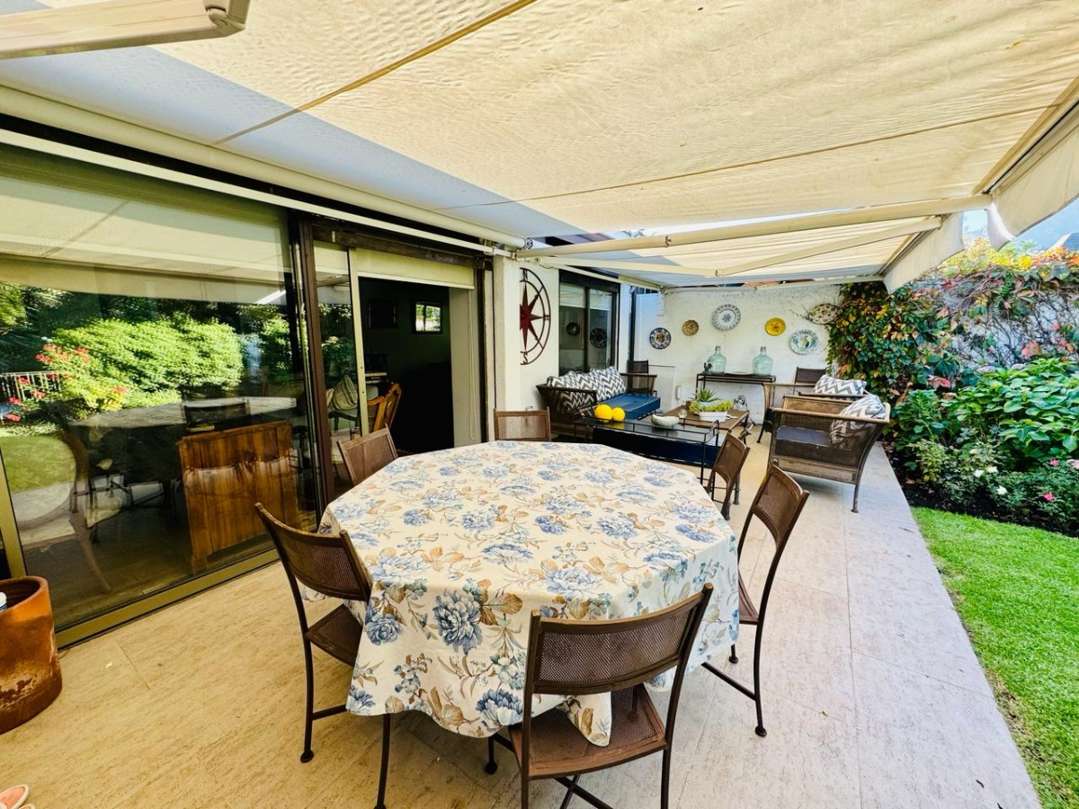 Venta Casa NO 3D 2B 2E Juan XXIII - Vitacura