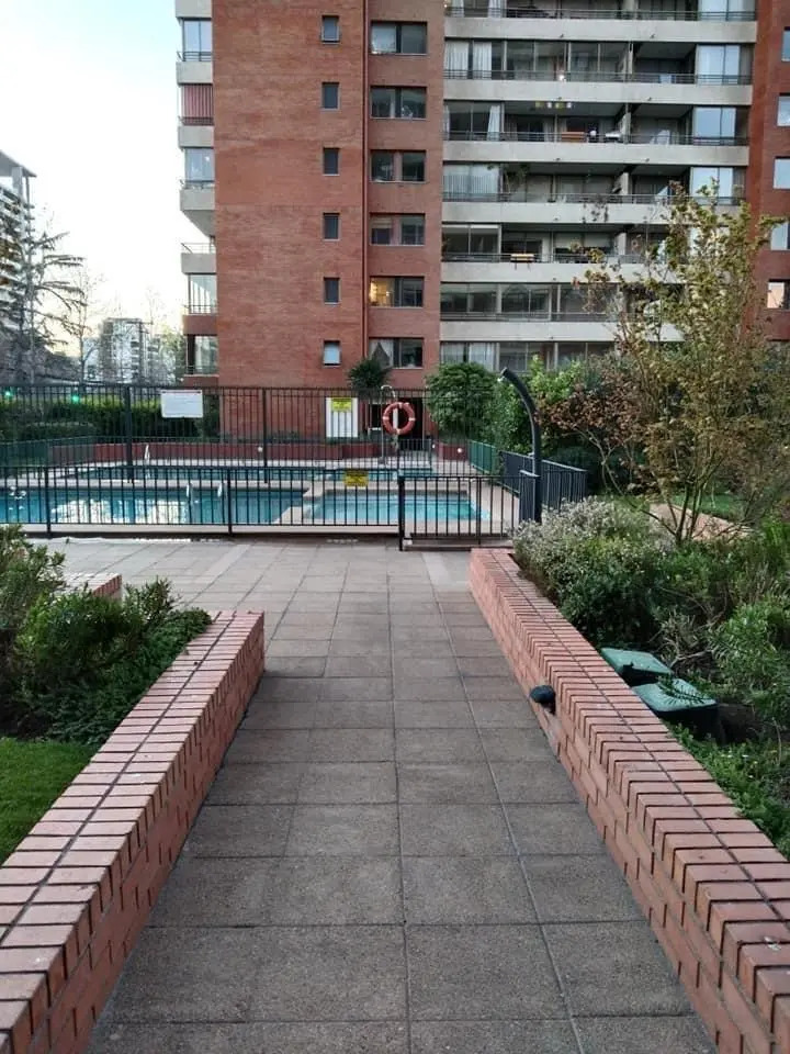 Arriendo Departamento P 3D en suite Walk-in cl&oacute;set 2B 1E 1B Metro Escuela Militar - Las Condes