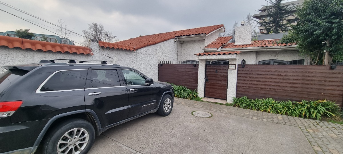 Venta Casa 5D 3B 4E 1B Juan XXIII - Vitacura