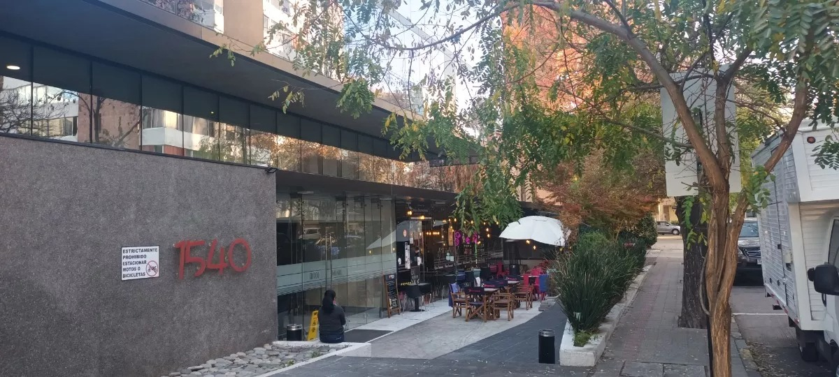 Arriendo Oficina NO 2B 1E 1B Pedro de Valdivia - Providencia