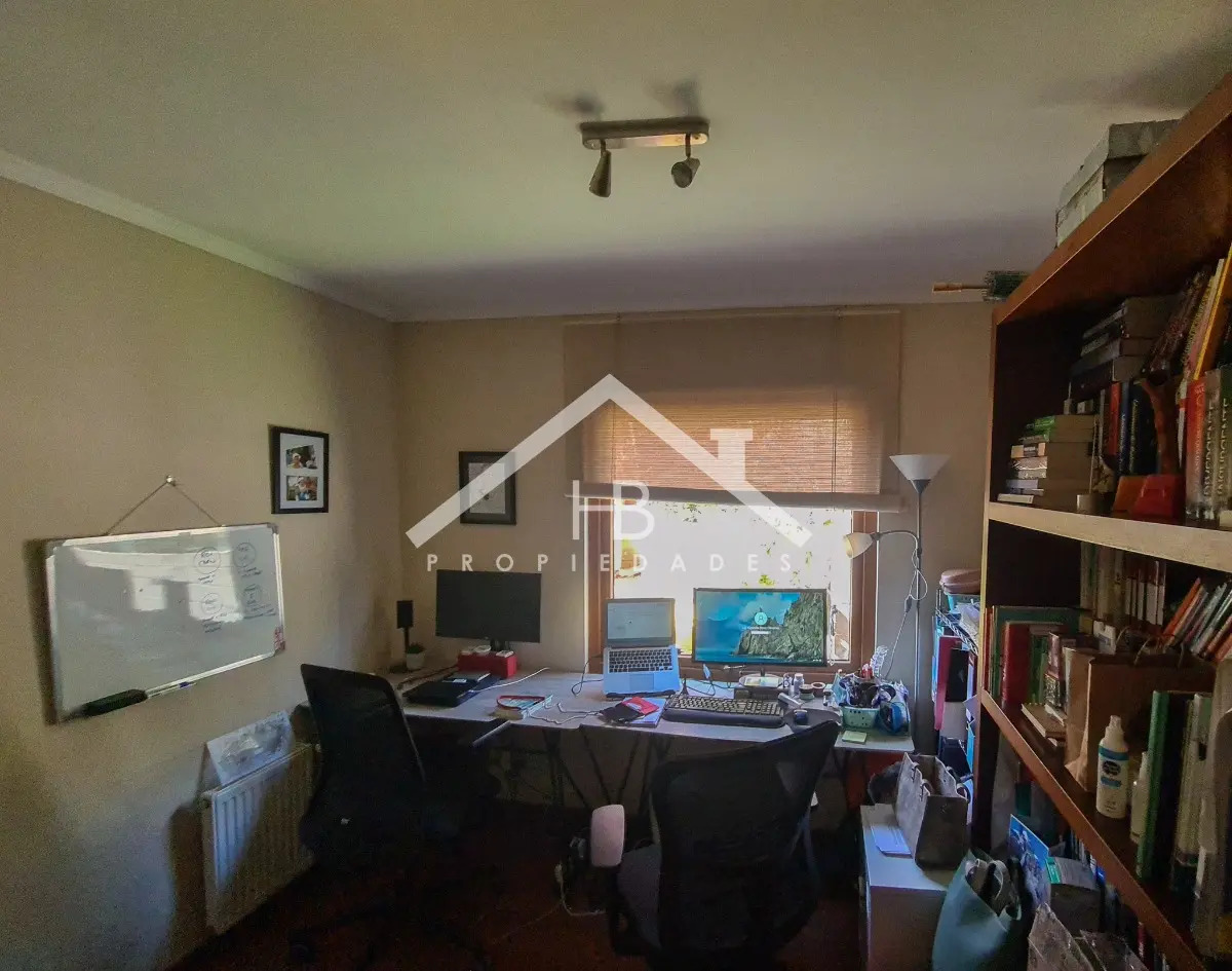 Venta Casa P 5D en suite Walk-in cl&oacute;set 6B 2E 1B San Carlos de Apoquindo - Las Condes