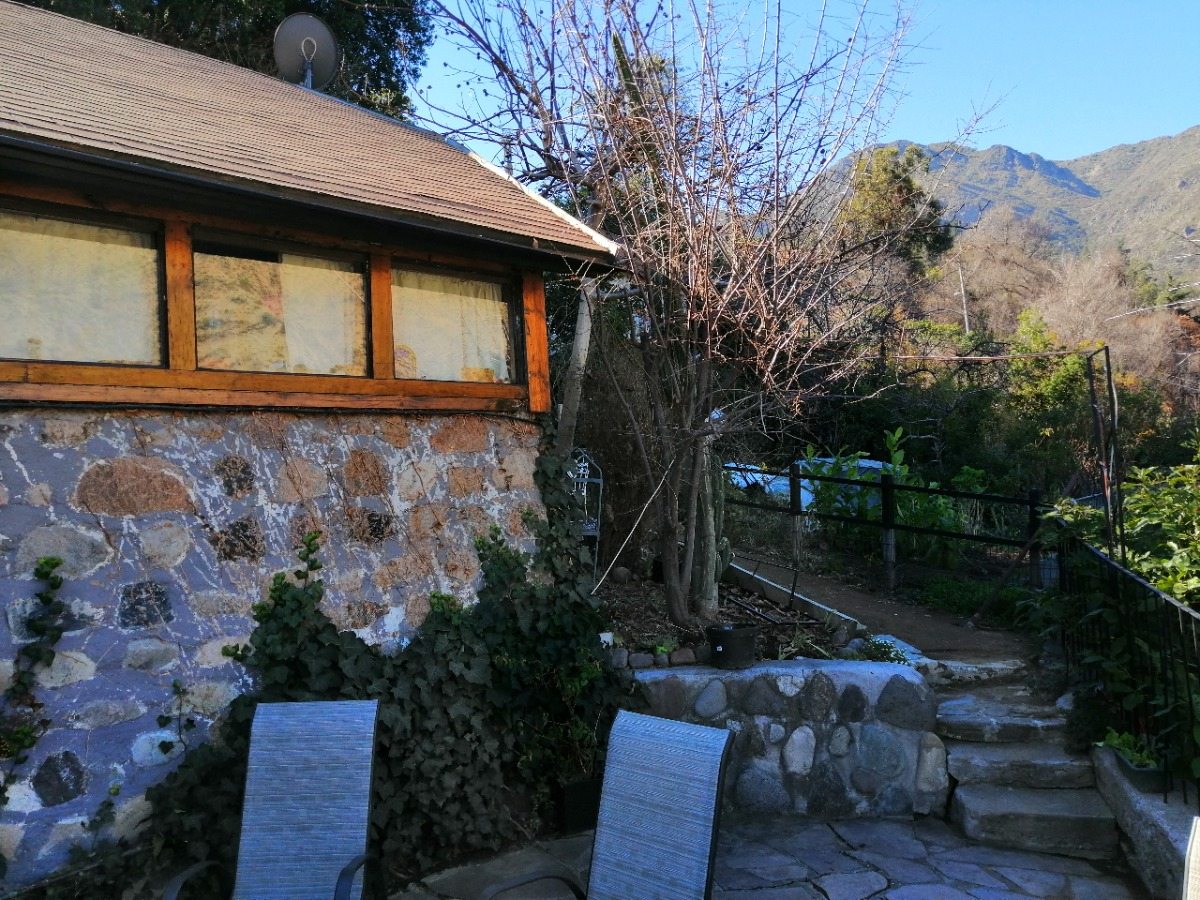 Venta Casa P 6D 4B 4E 1B El Array&aacute;n - Lo Barnechea