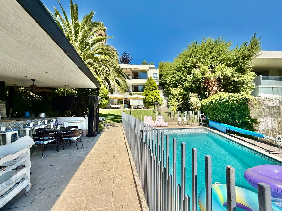 Venta Casa NO 5D 5B 2E El Huinganal - Lo Barnechea