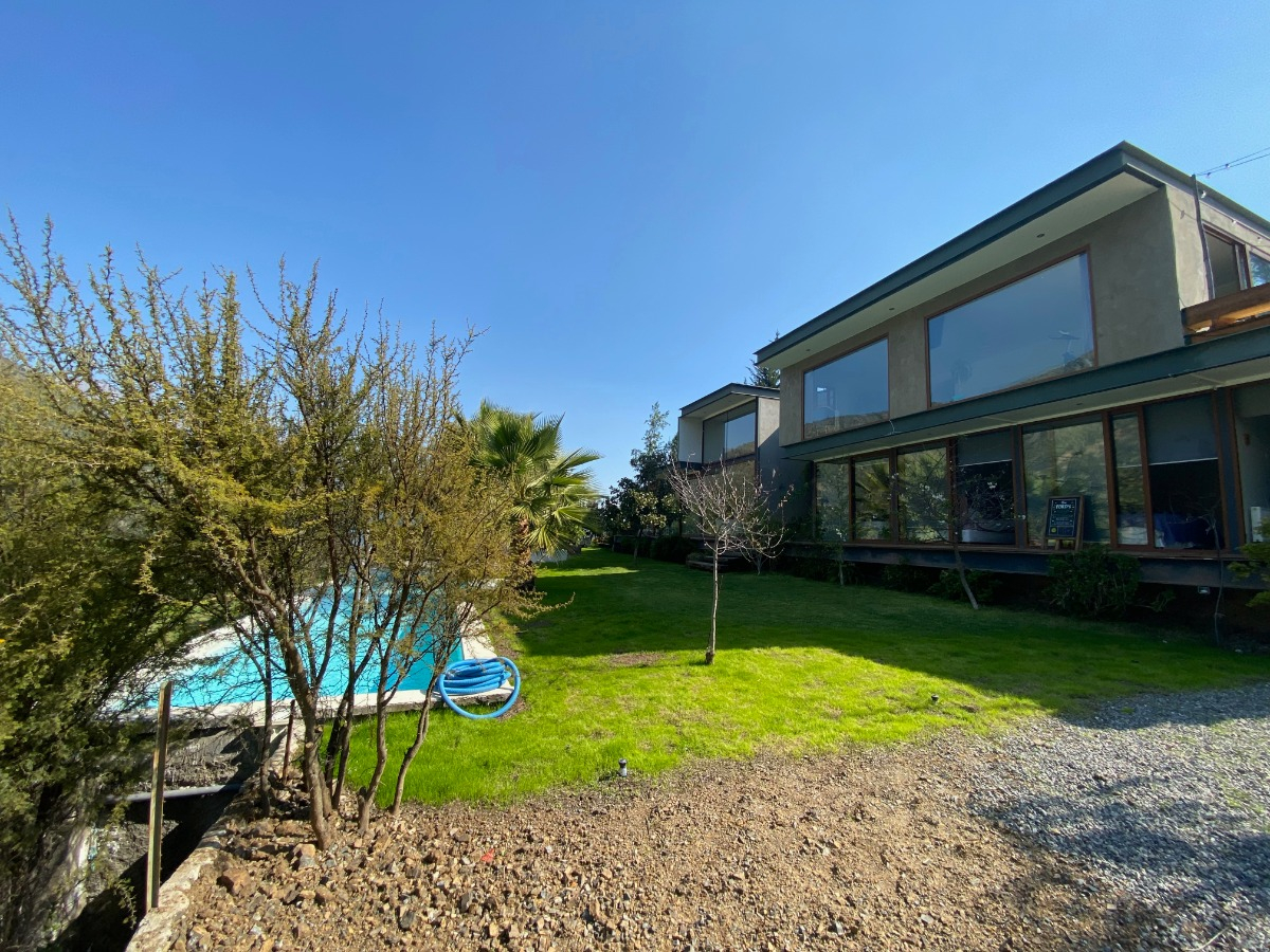 Arriendo Casa NO 5D en suite Walk-in cl&oacute;set 4B 6E 1B El Array&aacute;n - Lo Barnechea