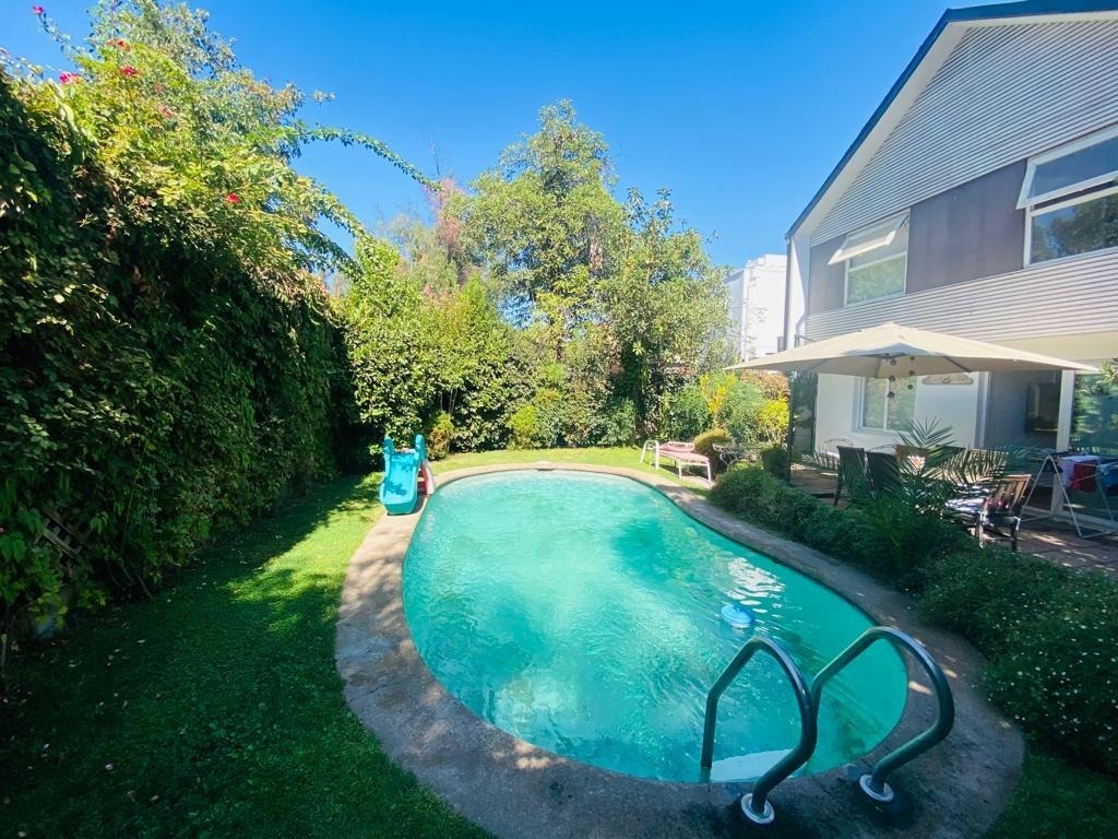 Venta Casa NO 4D 3B 2E 1B Estoril - Las Condes