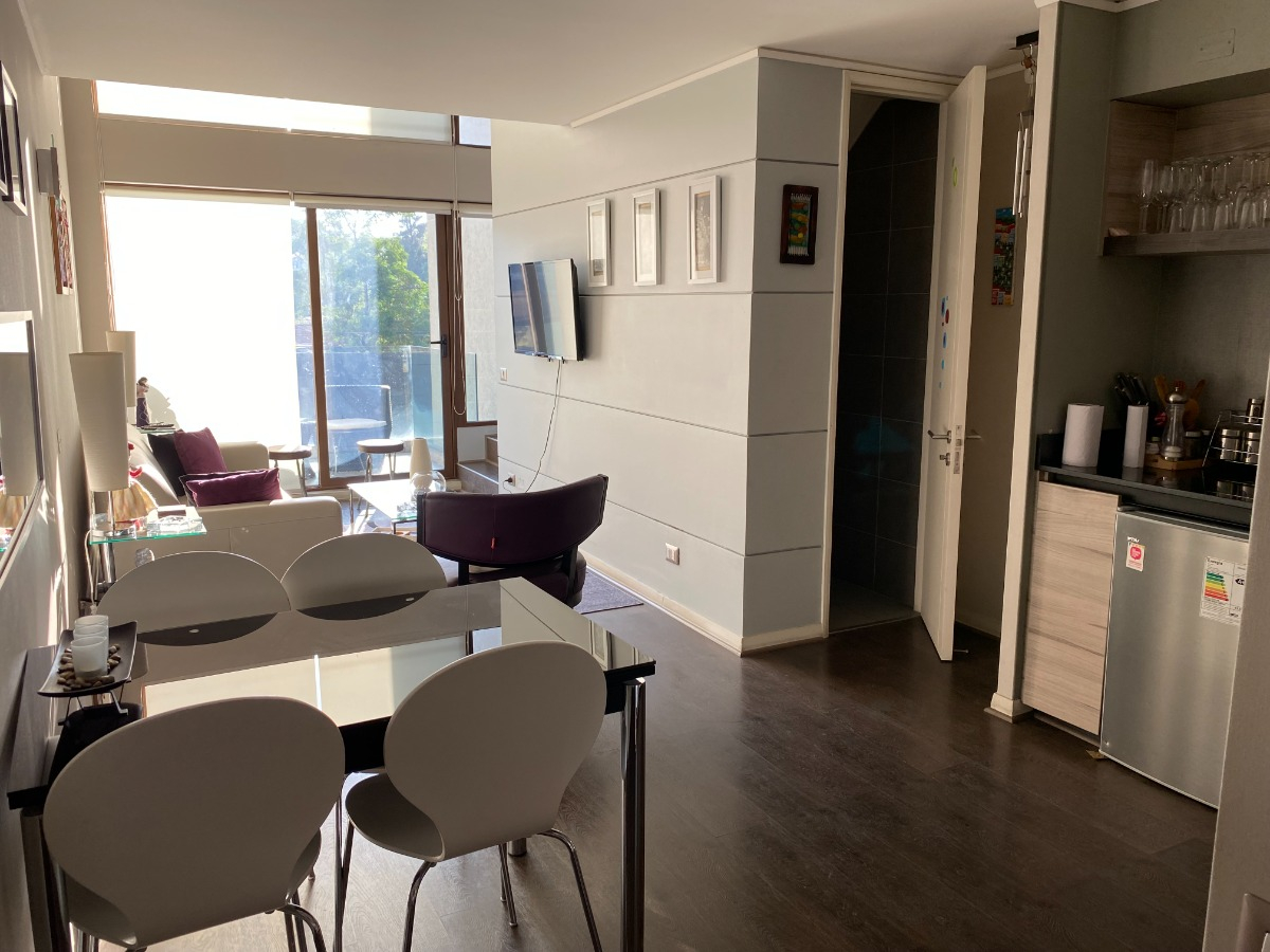 Arriendo Departamento SP 1D en suite Walk-in cl&oacute;set 2B 1E 1B Metro Hernando de Magallanes - Las Condes