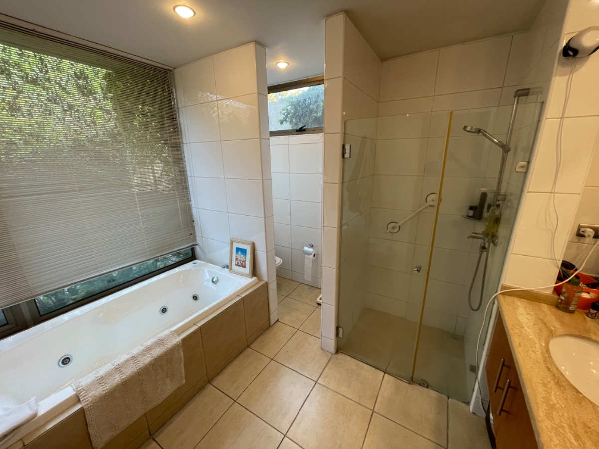 Venta Casa NO 5D en suite Walk-in cl&oacute;set 5B 3E Los Trapenses - Lo Barnechea