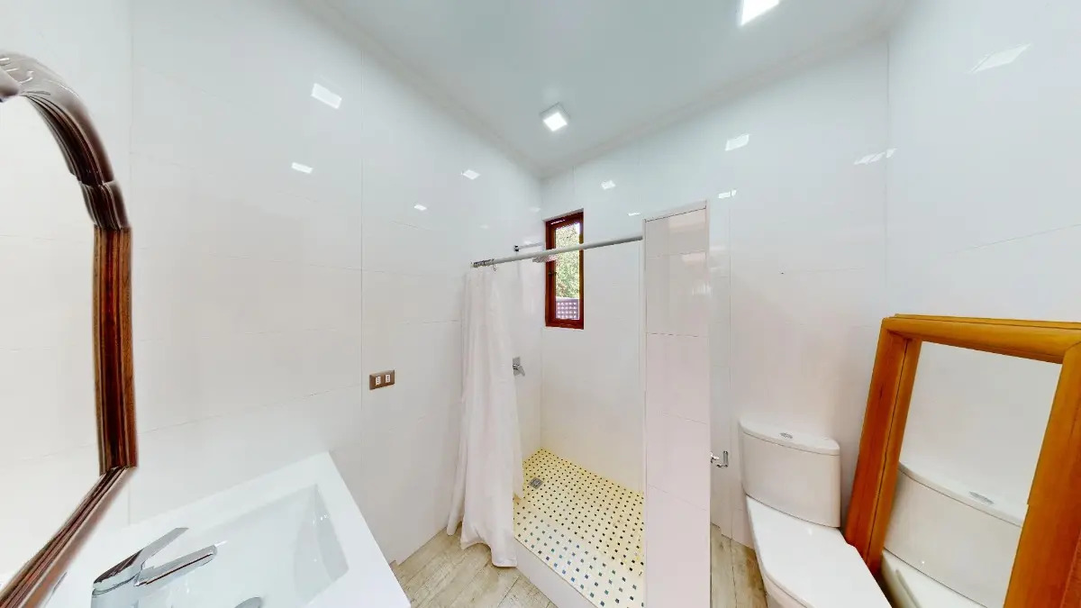 Arriendo Casa NO 3D en suite Walk-in cl&oacute;set 4B 3E 1B La Dehesa - Lo Barnechea