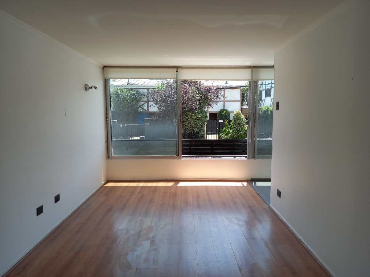 Arriendo Departamento 2D Estadio Croata - Vitacura