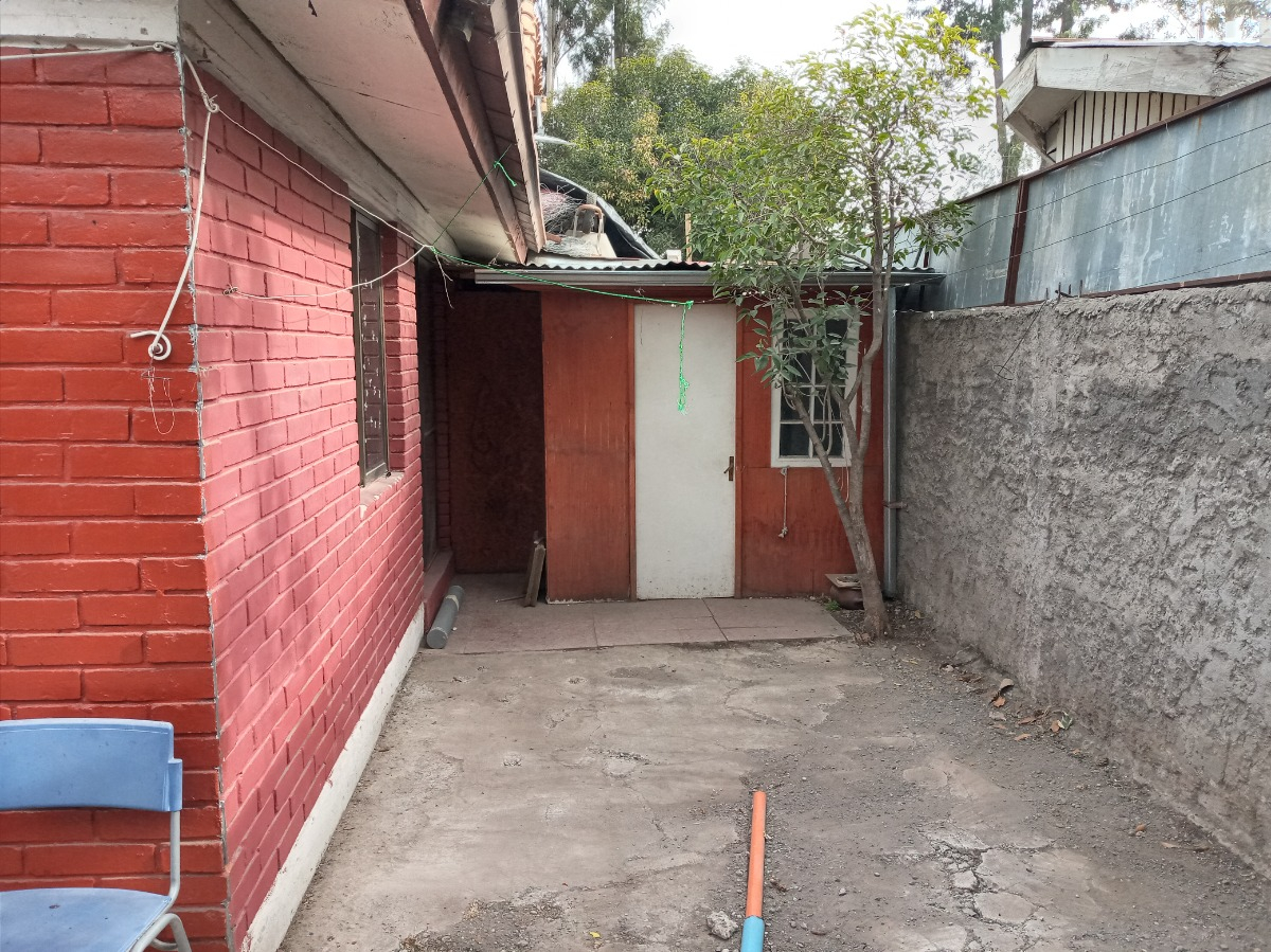 Venta Casa NOSP 3D 1B 2E 1B Antigua Lo Barnechea - Lo Barnechea