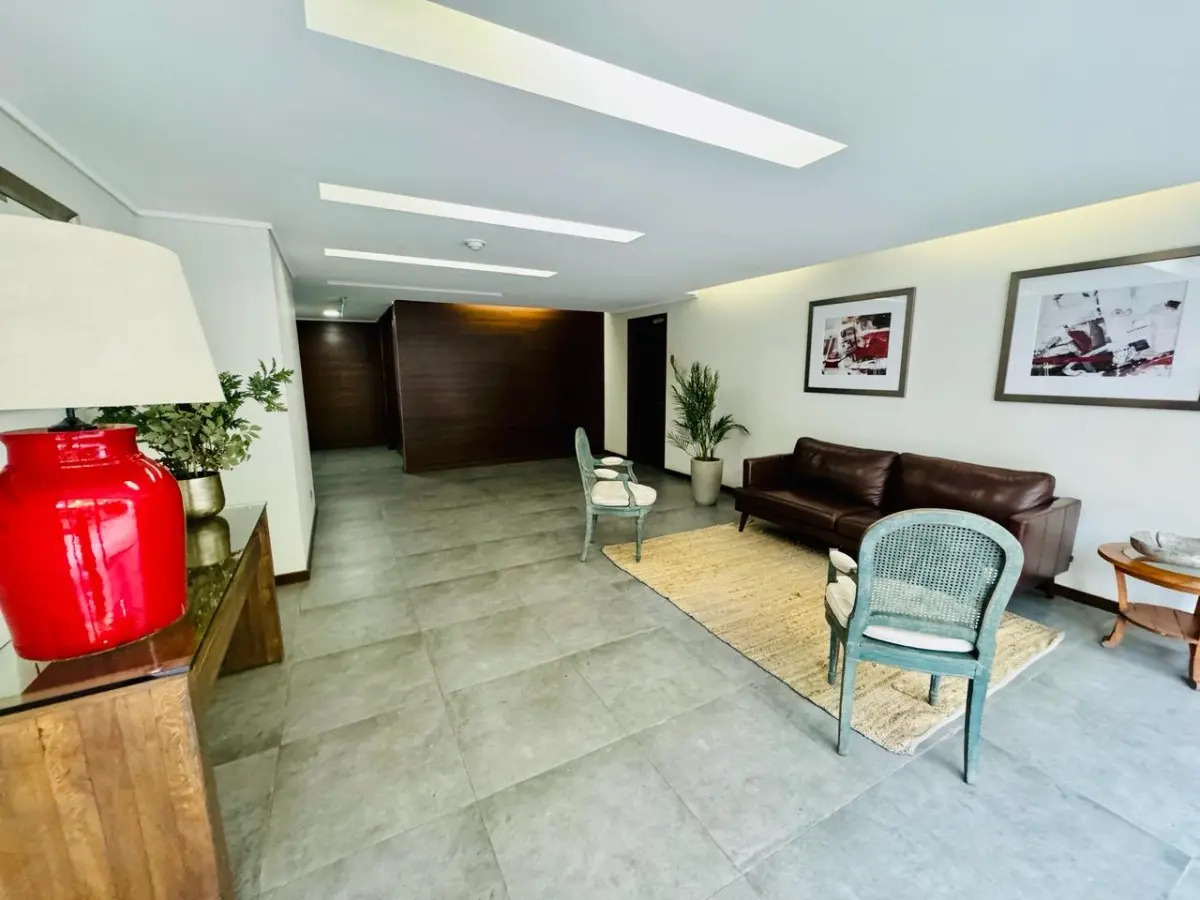 Venta Casa NO 3D 3B 2E 1B La Dehesa - Lo Barnechea