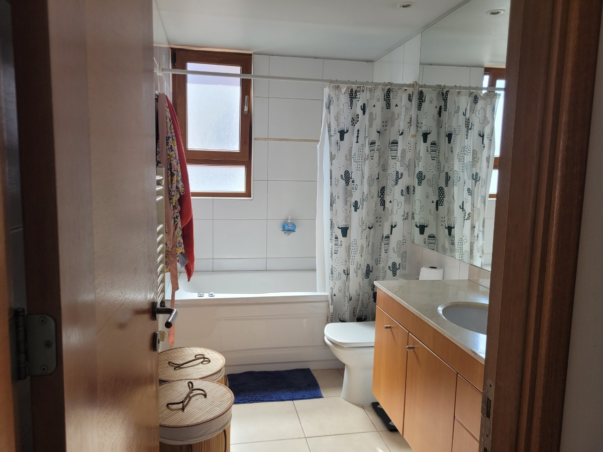 Arriendo Departamento NO 4D en suite Walk-in cl&oacute;set 3B 2E 1Bd Alto Las Condes - Las Condes