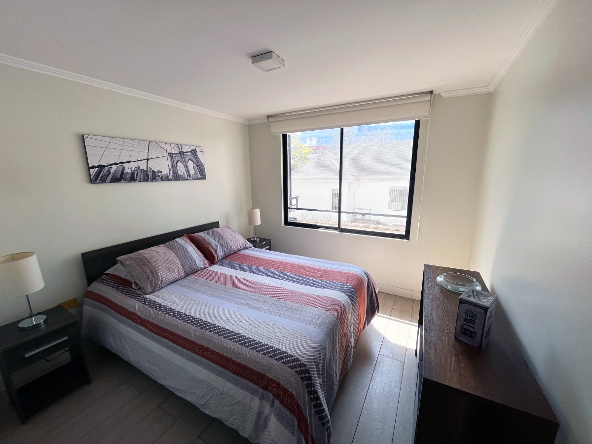Arriendo Departamento O 2D en suite Walk-in cl&oacute;set 2B 1E 1B Los Leones - Providencia