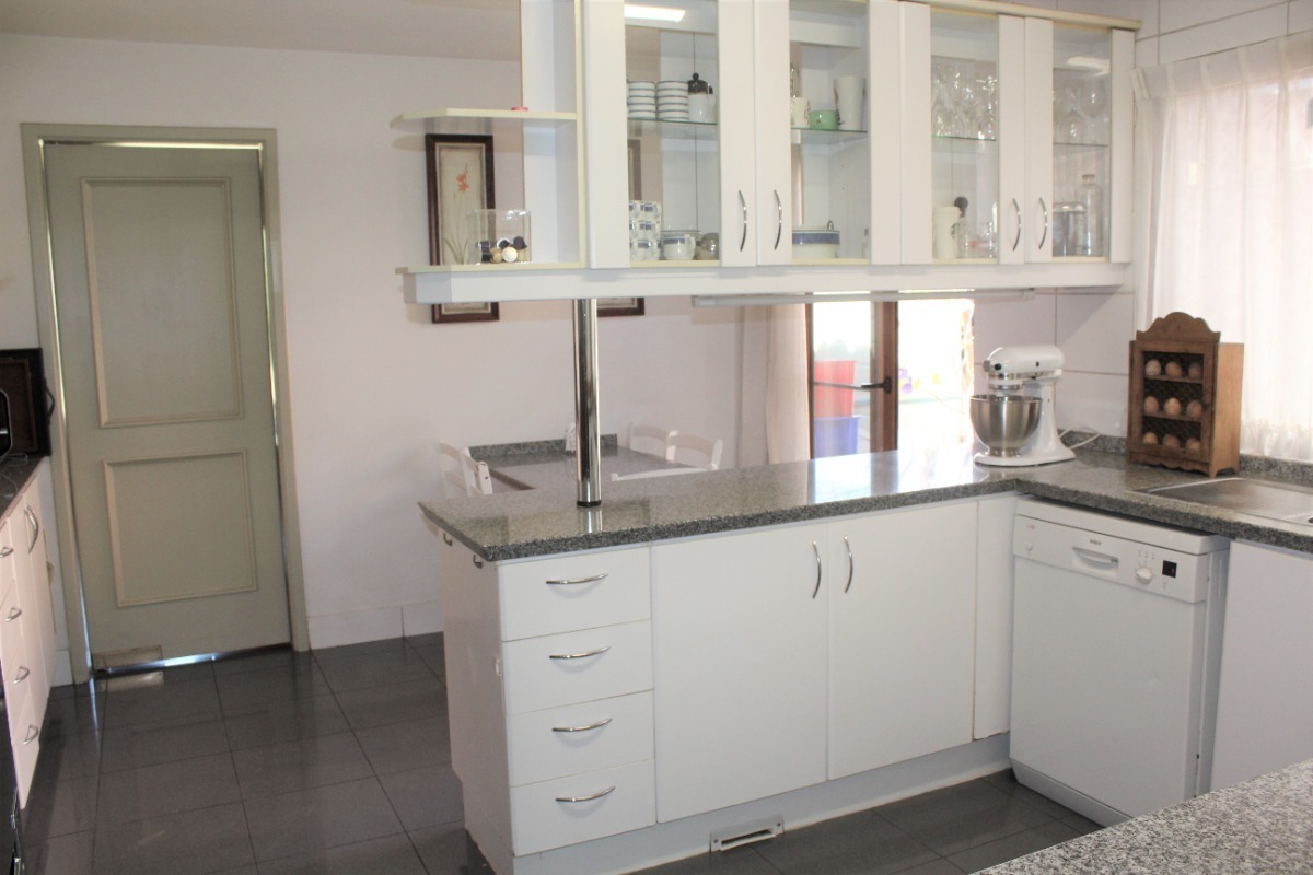Venta Casa O 5D en suite Walk-in cl&oacute;set 4B 2E Chicureo - Colina