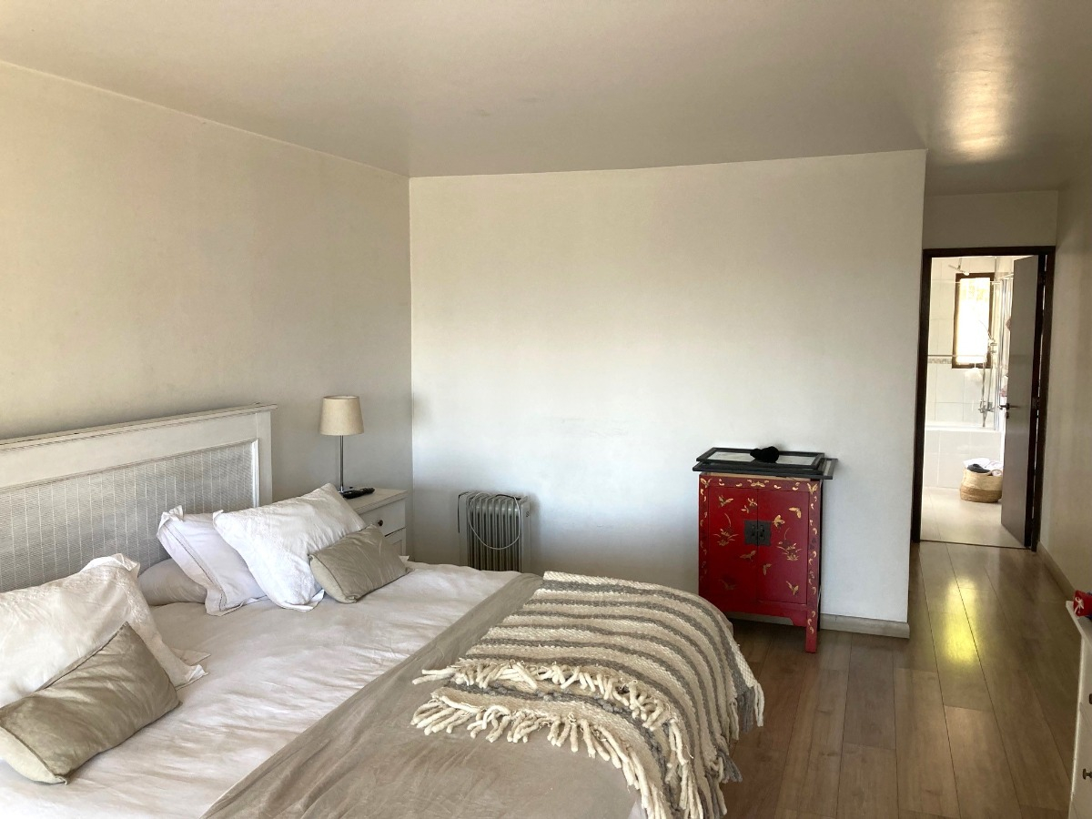 Venta Casa N 4D en suite Walk-in cl&oacute;set 4B 3E 1B Quinchamal&iacute; - Las Condes