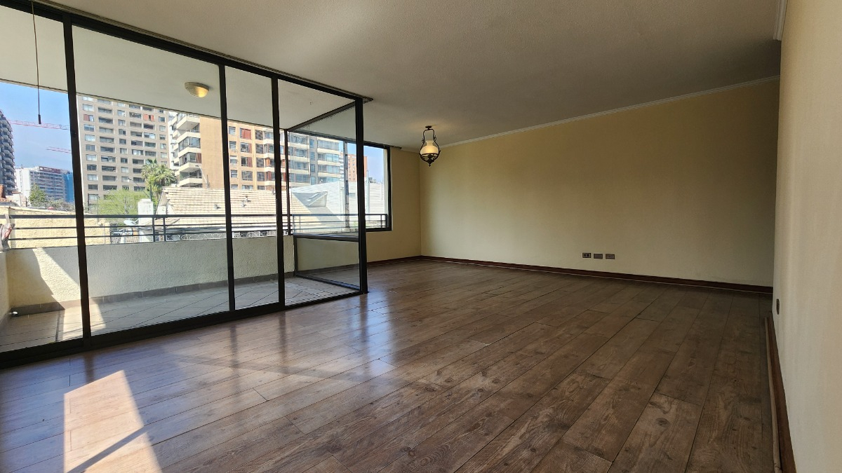 Venta Departamento NO 4D en suite Walk-in cl&oacute;set 3B 1E 1B Rotonda Atenas - Las Condes
