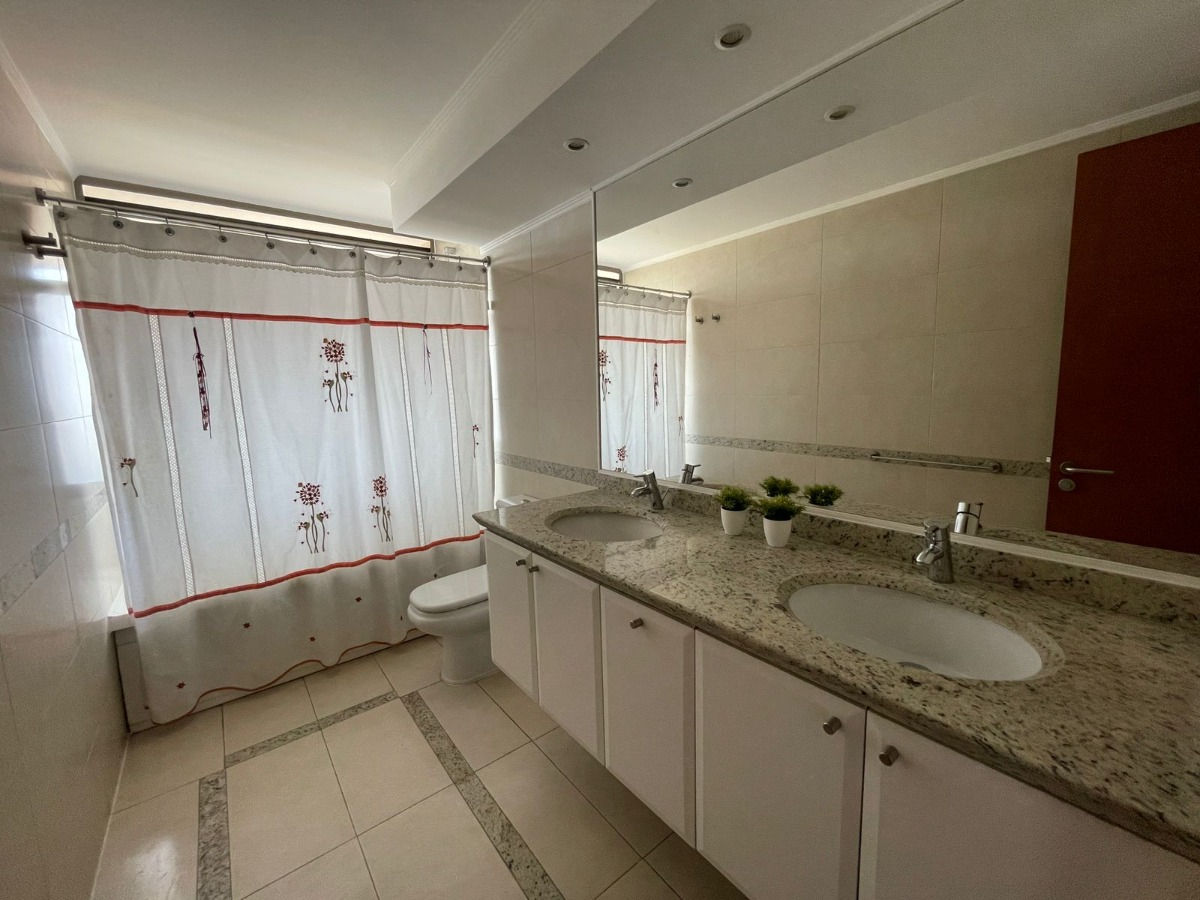 Arriendo Departamento NO 4D en suite Walk-in cl&oacute;set 4B 2E 1B Parque Arauco - Las Condes