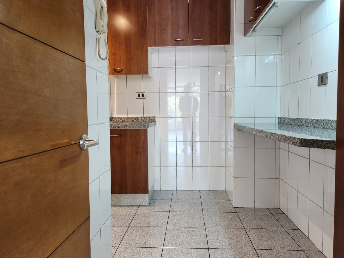 Arriendo Departamento NO 3D 2B 2E 2B Barrio El Golf - Las Condes