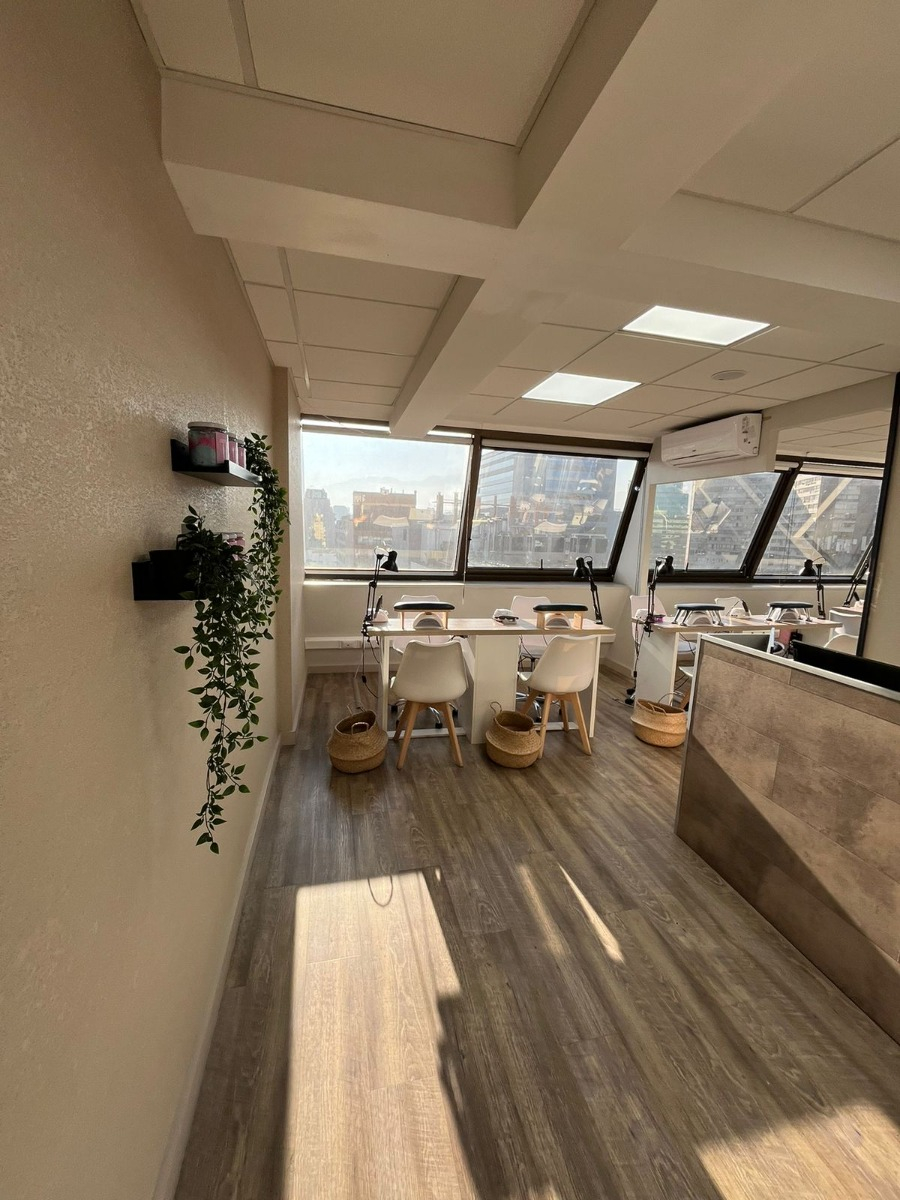 Arriendo Oficina 2B Pedro de Valdivia - Providencia
