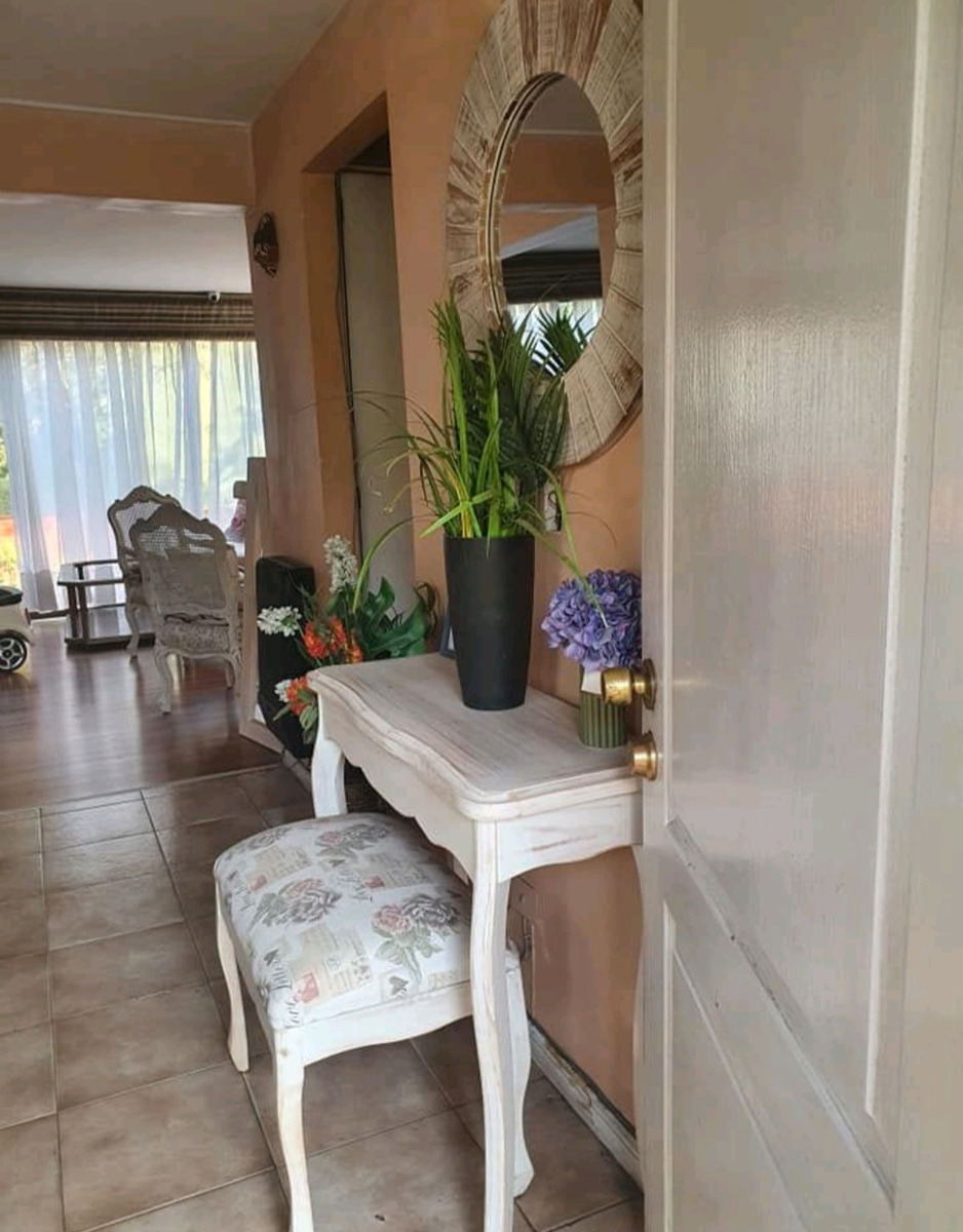 Venta Casa 5D Carlos Ossand&oacute;n - La Reina