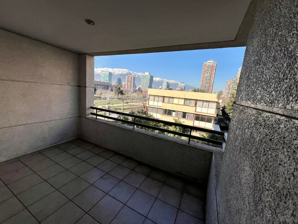 Venta Departamento SO 4D en suite Walk-in cl&oacute;set 3B 2E 1B Metro Escuela Militar - Las Condes