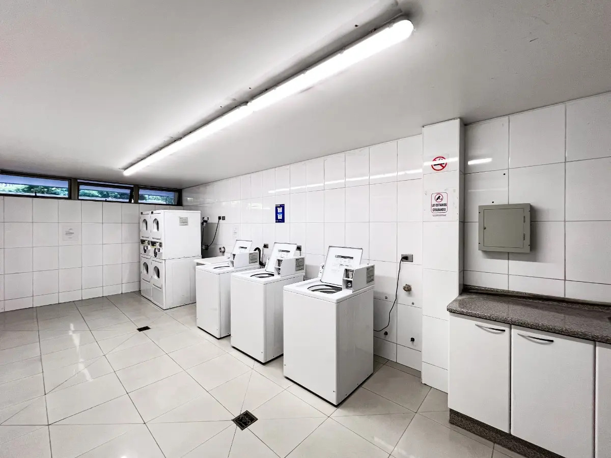 Venta Departamenrto 3D y 2B en Av. Col&oacute;n Oriente, Las Condes