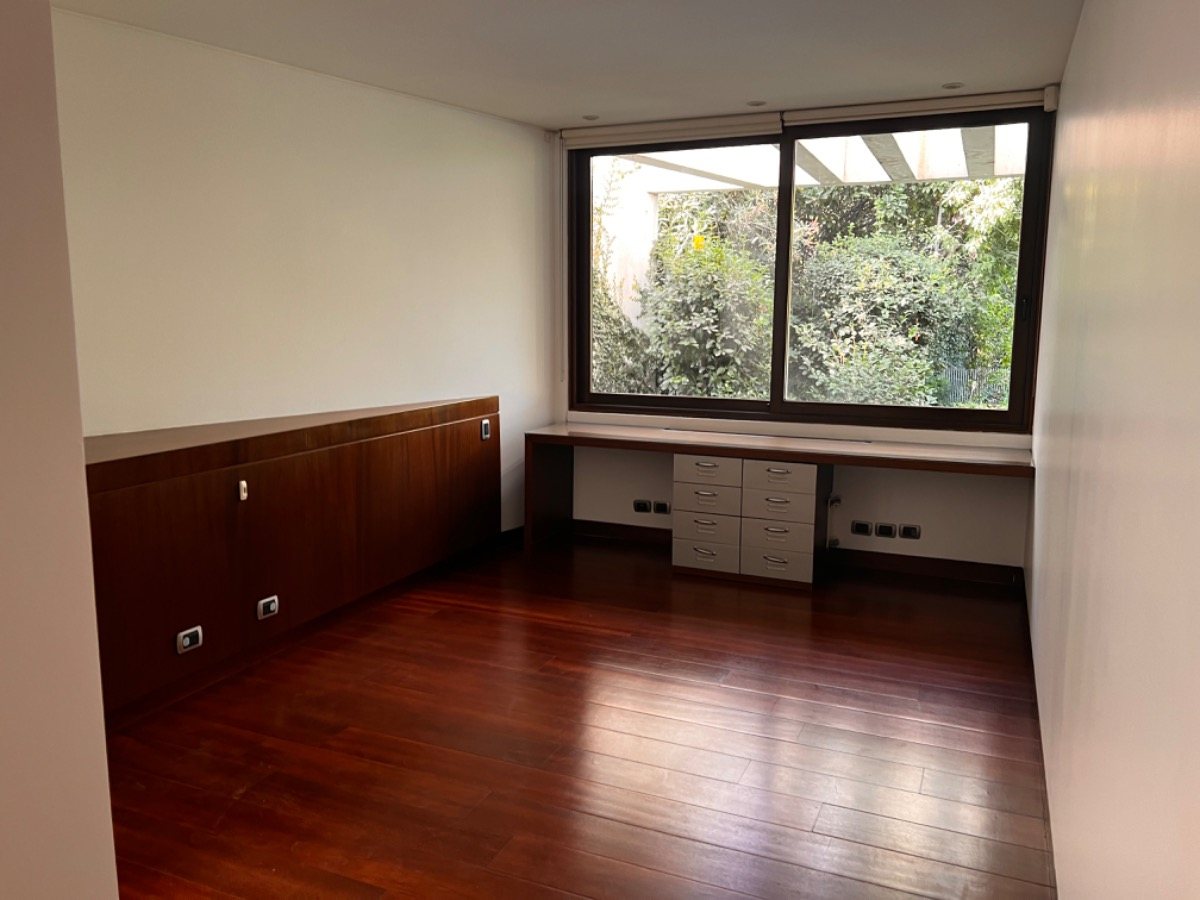 Venta Casa NO 4D en suite Walk-in cl&oacute;set 5B 6E 2B Los Trapenses - Lo Barnechea