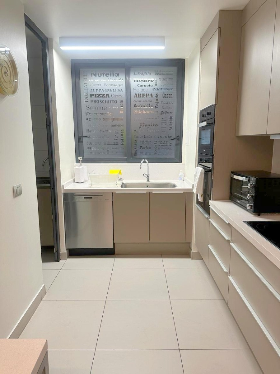 Arriendo Departamento NO 4D en suite Walk-in cl&oacute;set 4B 2E 1B La Dehesa - Lo Barnechea