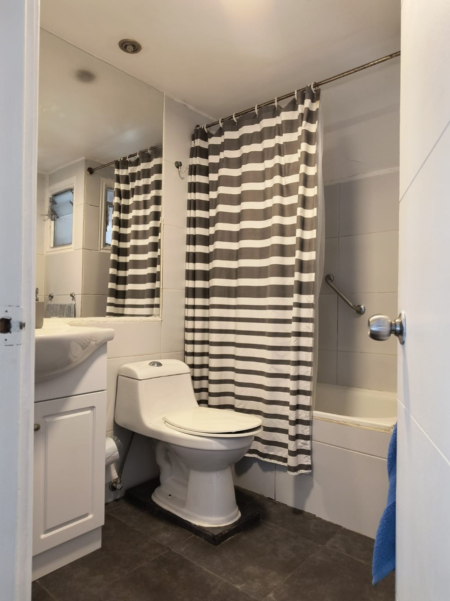 Venta Casa 5D en suite Walk-in cl&oacute;set 3B 1E 1Bd Parque Padre Alberto Hurtado - Las Condes