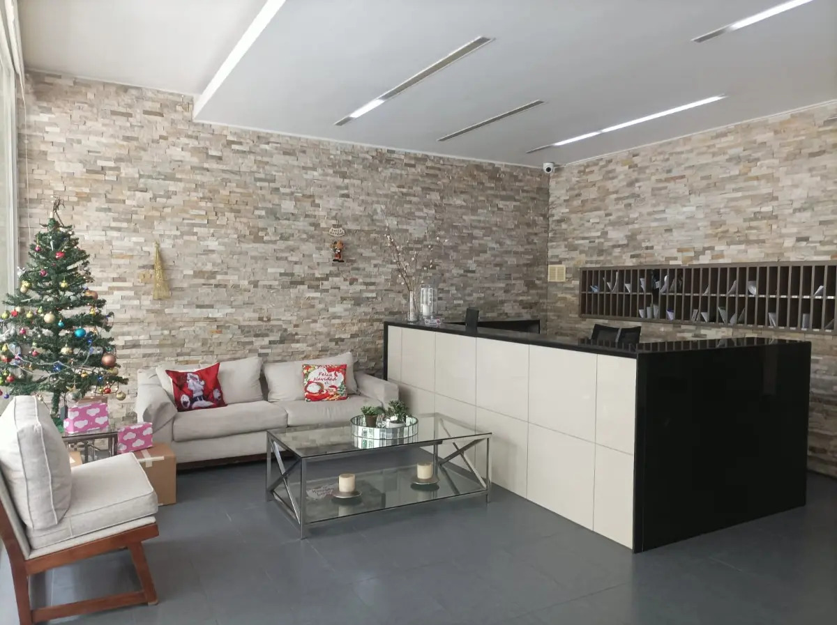Arriendo Departamento SO 2D en suite Walk-in cl&oacute;set 2B 1E 1B Campus Oriente - Providencia