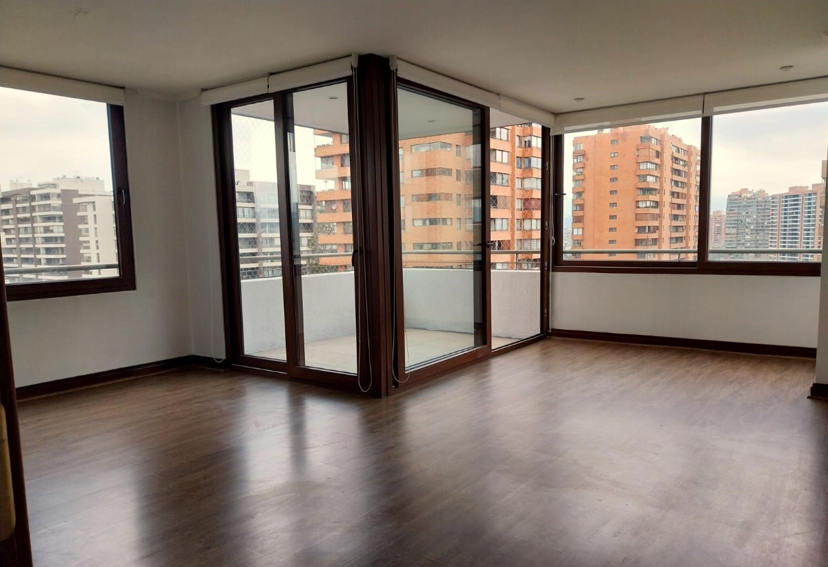 Arriendo Departamento SO 3D en suite Walk-in cl&oacute;set 3B 1E 1B Parque Arauco - Las Condes