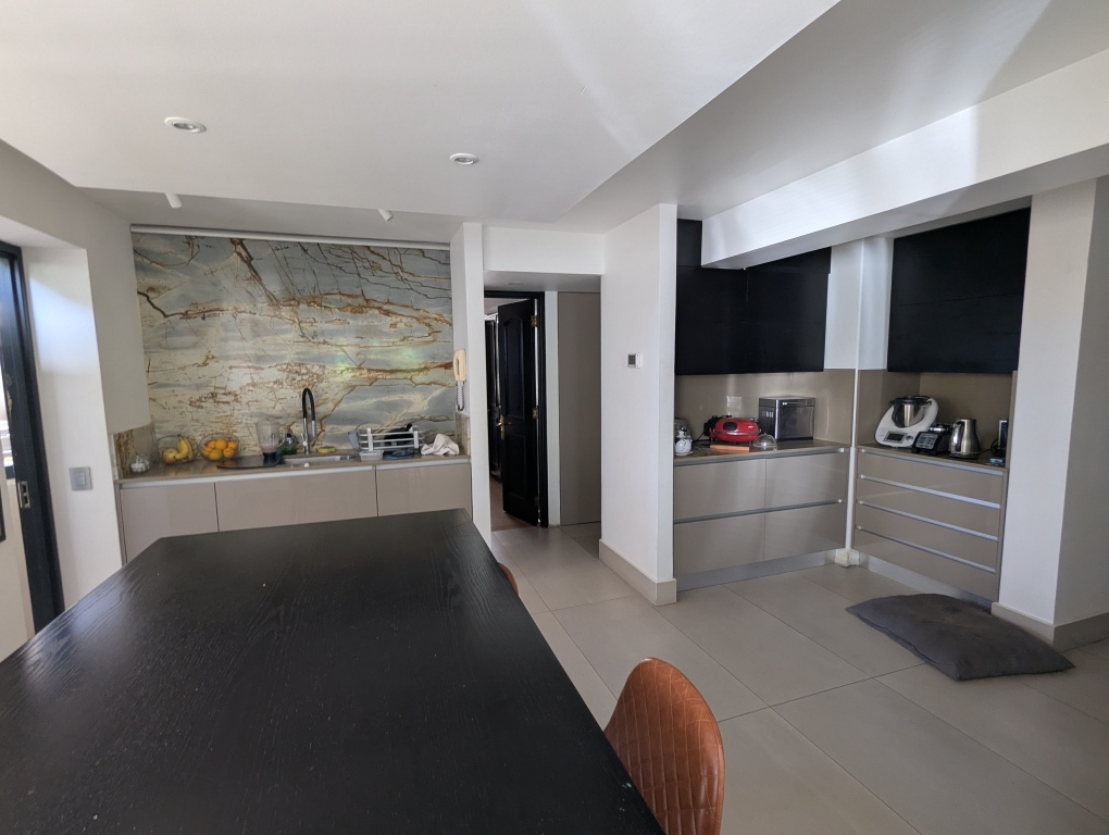 Venta Departamento 4D 4B 2E Barrio El Golf - Las Condes