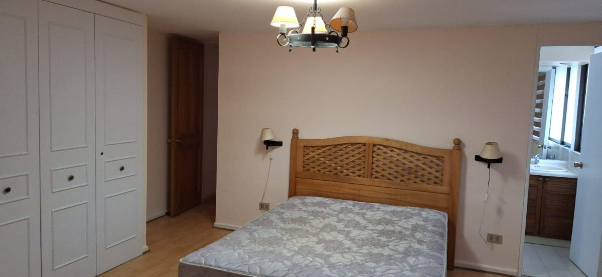 Arriendo Departamento 2D en suite 2B 1E Barrio El Golf - Las Condes